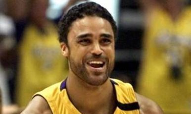 Rick Fox - Dr caster's patient